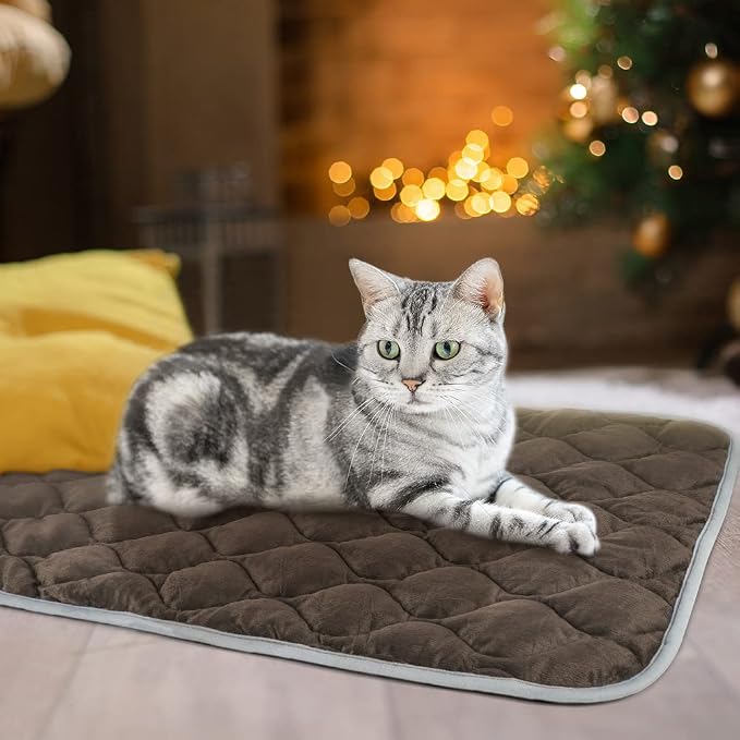 ULIGOTA Self Warming Cat Bed Self Heating Cat Mat Thermal Pet Bed Mat - Image 4