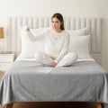 Water Proof Blanket 50x60 Inches by CAPTSNOOZE