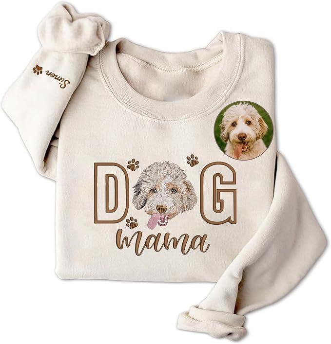 VIOLAVA Custom Cat Embroidered Christmas Sweatshirt – Personalized Pet Name by VIOLAVA