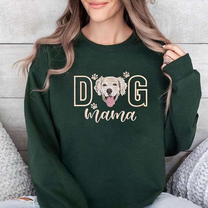VIOLAVA Custom Cat Embroidered Christmas Sweatshirt – Personalized Pet Name - Image 2